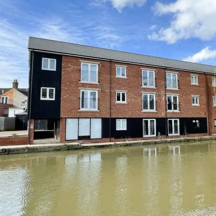 Rent this 2 bed apartment on Bluebell Court in Leighton Road, Leighton Buzzard