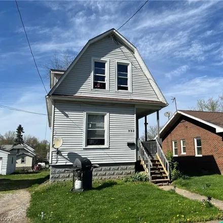 Buy this 3 bed house on 1033 Concord Avenue in Akron, OH 44306