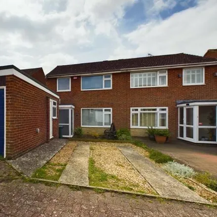 Buy this 3 bed duplex on Cavalier Court in Portsmouth, PO6 1PQ