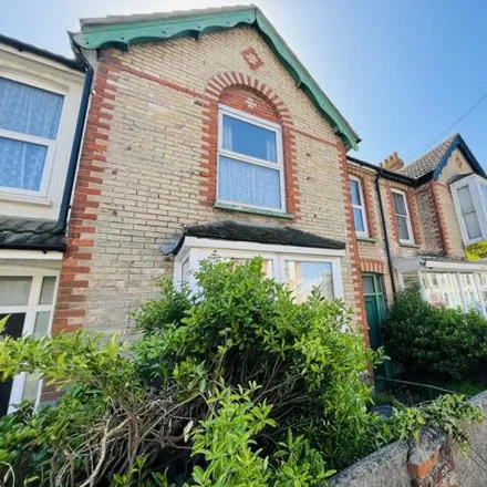 Buy this 4 bed townhouse on Fixbike in 128 Abbotsbury Road, Weymouth