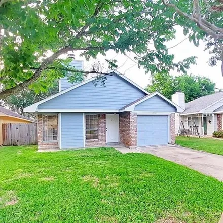 Rent this 2 bed house on 1934 Pine Drive in Rosenberg, TX 77471