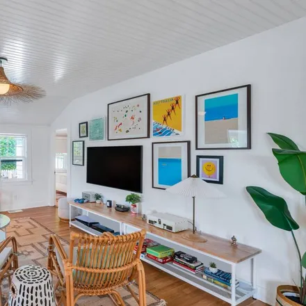 Rent this 3 bed house on Town of East Hampton in NY, 11954