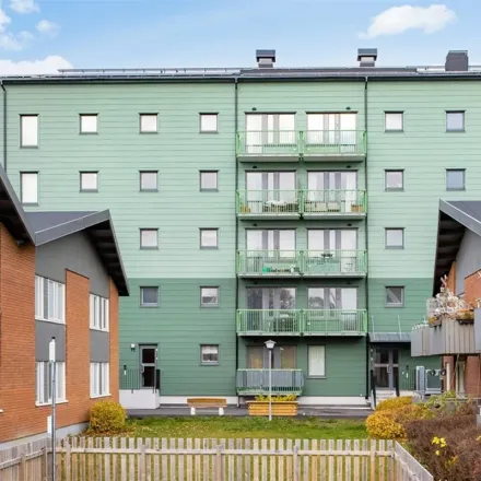 Rent this 1 bed apartment on Wayne's Coffee in Stortorget 10, 831 86 Östersund