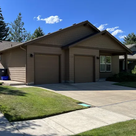 Image 4 - 2302 Northeast Mary Rose Place, Bend, OR 97701, USA - Duplex for sale