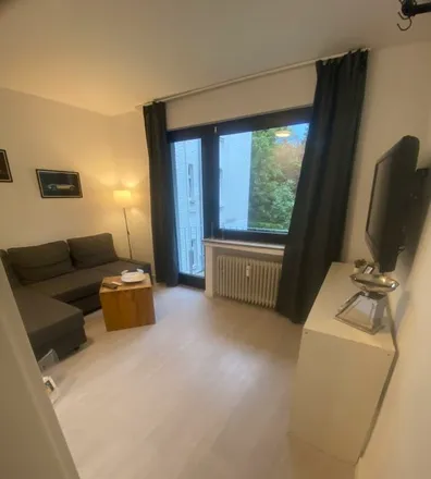 Rent this 2 bed apartment on Rhöndorfer Straße 96 in 50939 Cologne, Germany