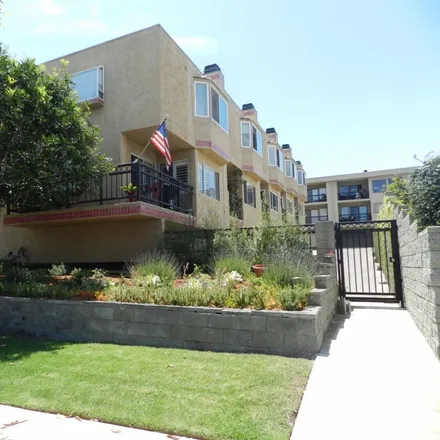 Image 1 - 17400 Stark Avenue, Cerritos, CA 90703, USA - Townhouse for rent