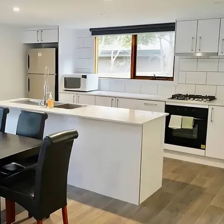 Rent this 4 bed house on Ironbark VIC 3550