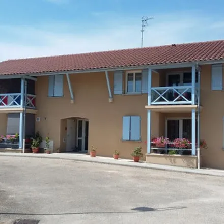 Rent this 3 bed apartment on 684 Route de Béroude in 01560 Saint-Nizier-le-Bouchoux, France