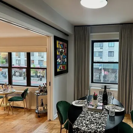 Image 3 - Morton Williams, 908 2nd Avenue, New York, NY 10035, USA - House for rent