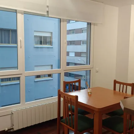 Rent this 1 bed apartment on Rúa de Urzáiz in 115, 36204 Vigo
