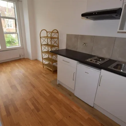 Image 4 - 37 Muswell Hill, London, N10 3PN, United Kingdom - Apartment for rent