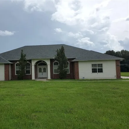 Rent this 3 bed house on 2410 Southeast 73rd Street in Santos, Marion County
