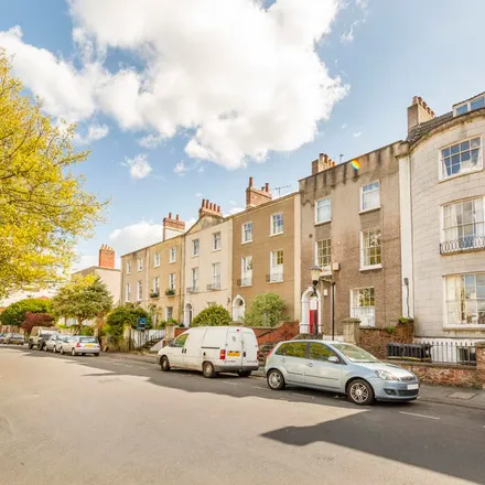 Rent this 3 bed apartment on 29 Gordon Road in Bristol, BS8 1AP