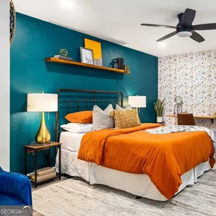 Buy this 1 bed condo on Peachtree Towers Condominiums in 300 Peachtree Street Northeast, Atlanta