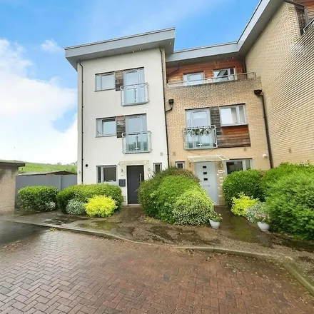 Rent this 1 bed room on Percys Green Flats in Percy Green Place, Godmanchester