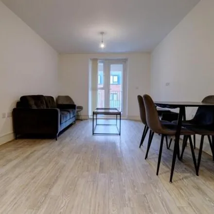 Image 3 - Suffield Hill, High Wycombe, HP11 2FR, United Kingdom - Room for rent