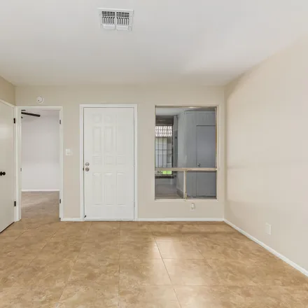 Image 5 - 9023 West Elm Street, Phoenix, AZ 85037, USA - Apartment for sale
