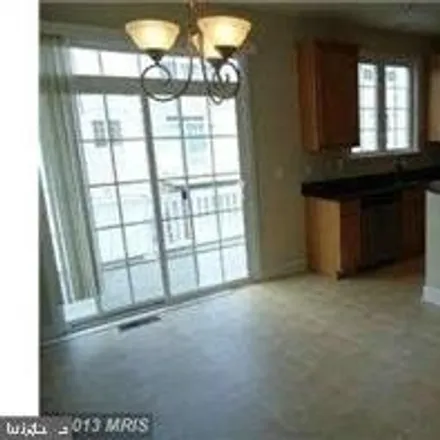 Image 3 - 580 Pelican Avenue, Gaithersburg, MD 29877, USA - Townhouse for rent