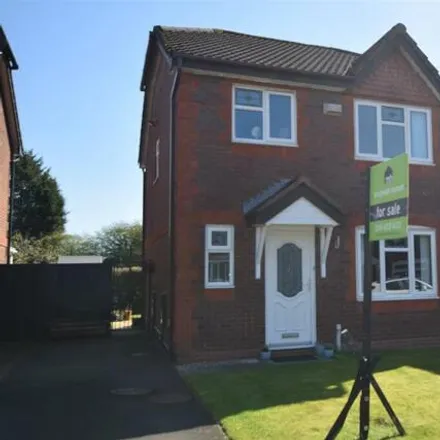 Buy this 3 bed house on unnamed road in Middleton, M24 1SS
