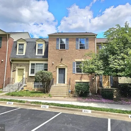 Image 1 - 4707 Gainsborough Drive, Kings Park West, Fairfax County, VA 22032, USA - Townhouse for rent