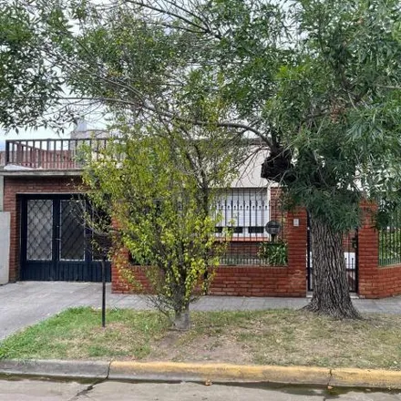 Image 2 - San José 303, Partido de Lomas de Zamora, B1834 FYG Turdera, Argentina - House for sale