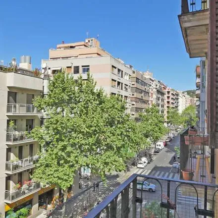 Image 3 - Restaurant pizzeria cent vint-i-nou, Carrer de l'Escorial, 129, 08001 Barcelona, Spain - Apartment for rent