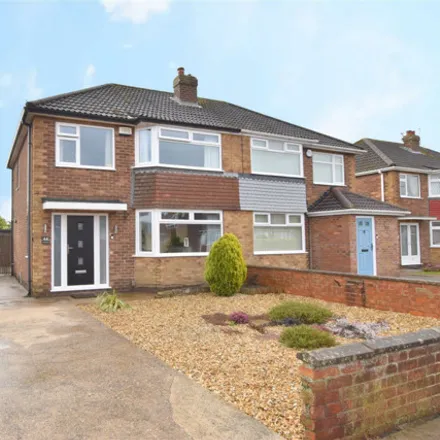 Buy this 3 bed duplex on Worlaby Road in Scartho, DN33 3JS