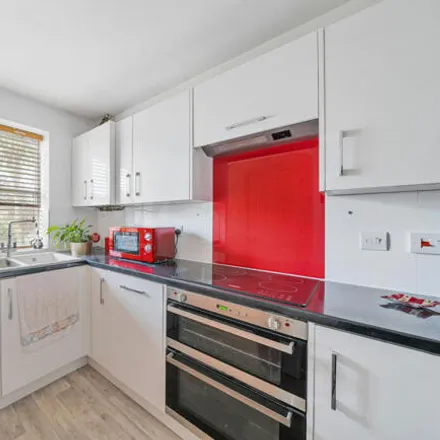 Image 2 - Glenburnie Road, London, SW17 7NE, United Kingdom - House for sale