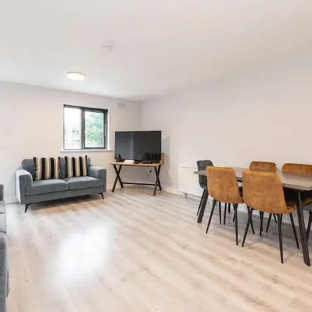Image 5 - Carrick Terrace, Dublin, D08 T2X8, Ireland - Apartment for rent