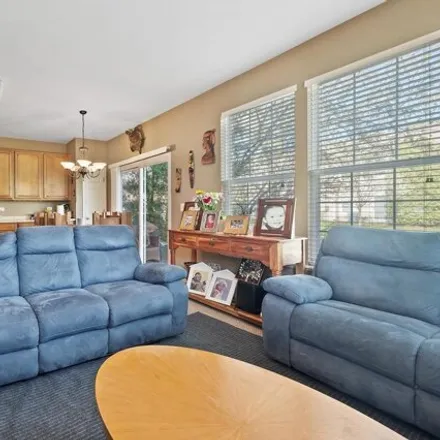 Image 6 - 2205 Gallant Fox Circle, Montgomery, Bristol Township, IL 60538, USA - Condo for sale