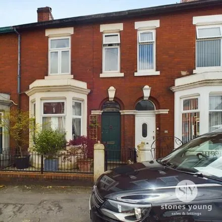 Buy this 3 bed townhouse on Irving Place in Blackburn, BB2 6LS