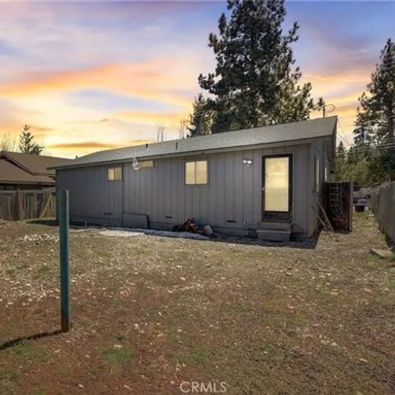 Image 2 - 739 Valley Boulevard, Big Bear City, CA 92314, USA - House for sale
