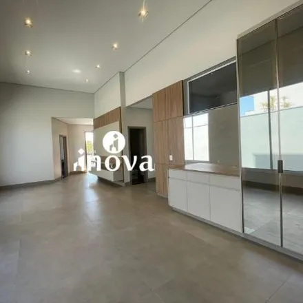 Image 2 - Avenida Doutor Fidelis, Centro, Uberaba - MG, 38015-020, Brazil - House for sale