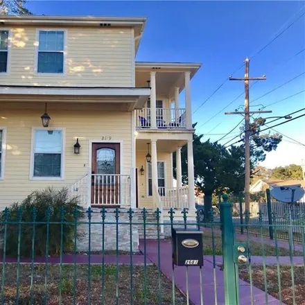 Rent this 3 bed house on 2681 Jasmine St in New Orleans, Louisiana