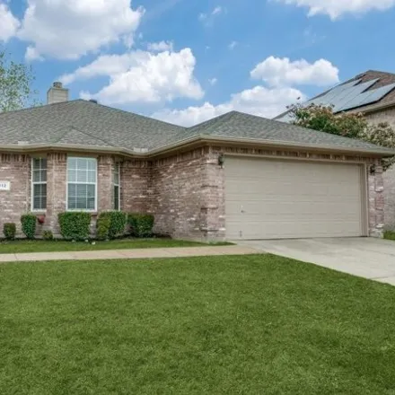 Rent this 3 bed house on 314 Oxford Drive in Roanoke, TX 76262