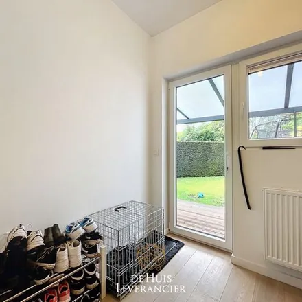 Rent this 3 bed apartment on Oosterveldlaan 81 in 2610 Antwerp, Belgium