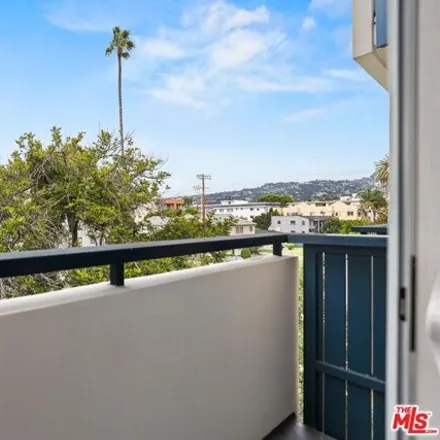 Image 4 - 8386 West 1st Street, Los Angeles, CA 90048, USA - House for rent