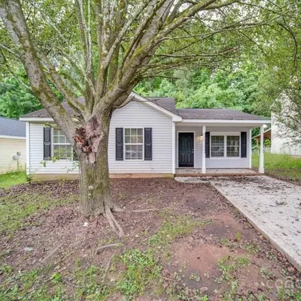 Buy this 3 bed house on 333 Kingville Drive in Charlotte, NC 28213