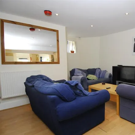 Image 3 - 7 Penlee Place, Plymouth, PL4 7DH, United Kingdom - House for rent