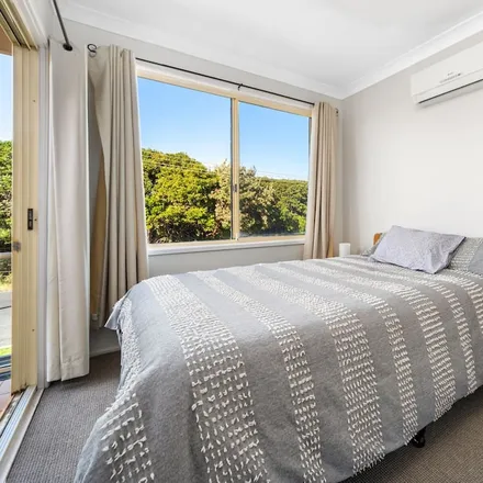 Rent this 2 bed house on Hawks Nest NSW 2324