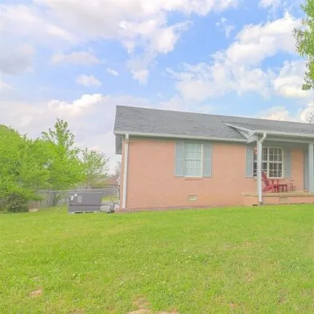 Buy this 3 bed house on 89 Cedar Cove in Bells, Crockett County