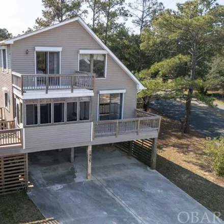 Buy this 3 bed house on 1923 Bay Drive in Kill Devil Hills, NC 27948