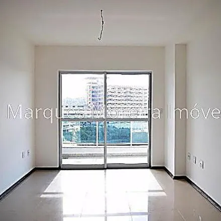 Buy this 2 bed apartment on Rua Antônio Marinho Saraiva in Dom Bosco, Juiz de Fora - MG