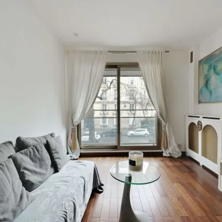 Rent this 2 bed apartment on 143 bis Avenue de Wagram in 75017 Paris, France