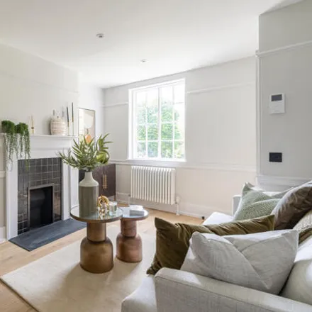 Image 5 - 9-11a Brandram Road, London, SE13 5ET, United Kingdom - Townhouse for sale