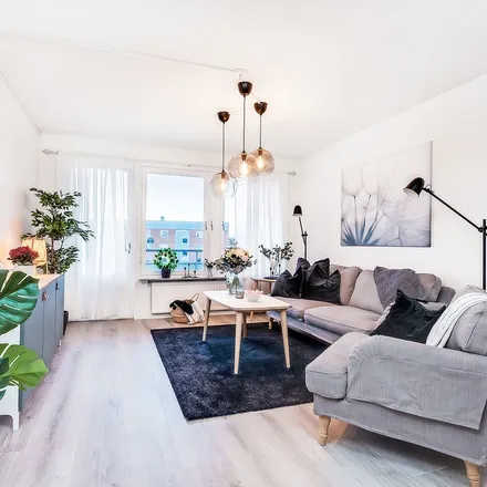 Rent this 2 bed apartment on Vallvägen in 791 46 Falun, Sweden