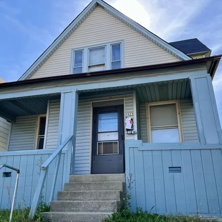 Buy this studio duplex on 3903 West Greenfield Avenue in West Milwaukee, Milwaukee County