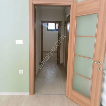 Rent this 2 bed apartment on Petrol Ofisi in Halide Edip Adıvar Caddesi, 35270 Konak