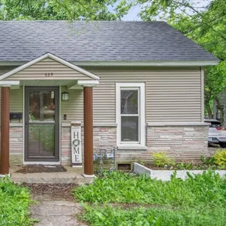 Buy this 3 bed house on 533 North Main Avenue in Republic, MO 65738