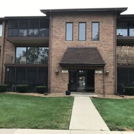 Rent this 2 bed condo on 9989 Treetop Drive in Orland Park, Orland Township